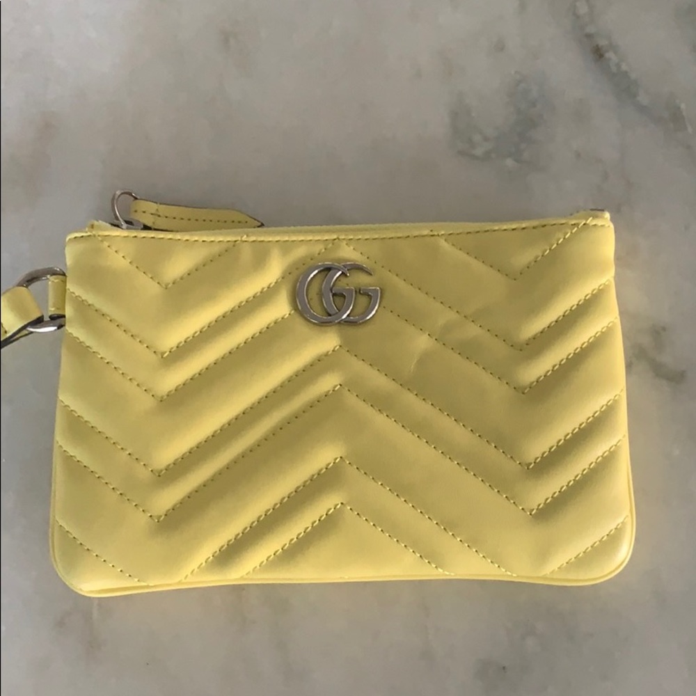 Gucci Marmont Yellow Pastel Wristlet NEW - Picture 1 of 11